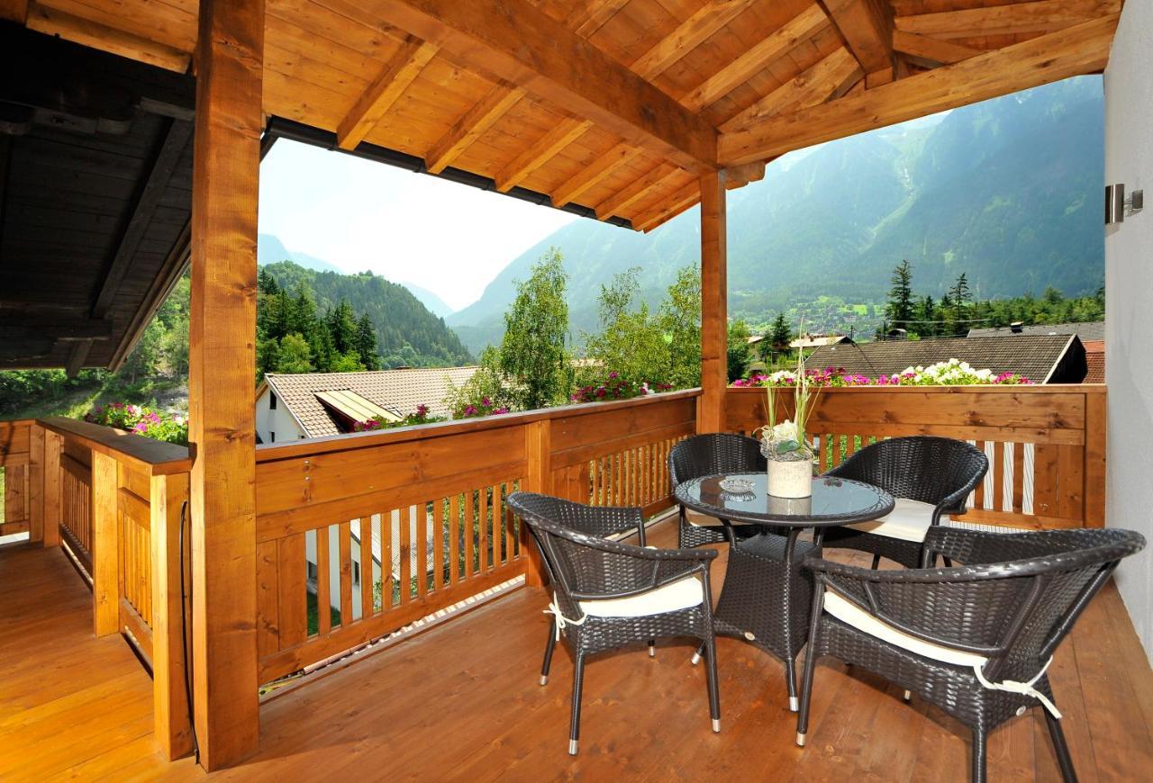Haus Gisela Hotell Oetz Exteriör bild
